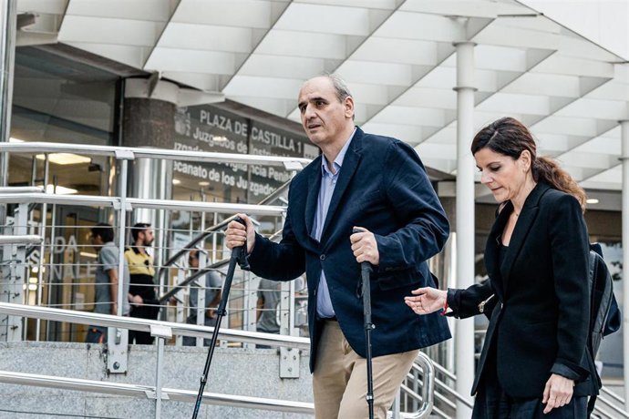 Archivo - El empresario Juan Carlos Barrabés Cónsul a su salida de los Juzgados de Plaza de Castilla, a 15 de junio de 2026, en Madrid (España).
