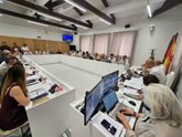 Foto: Torrelavega insta al Gobierno a mantener aulas de 2 años y aprueba el convenio de La Habana Vieja