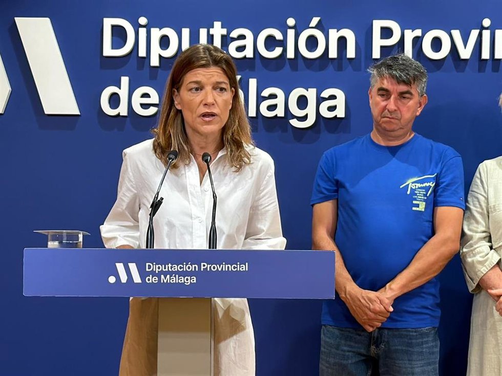 La diputada provincial Salomé Hidalgo en rueda de prensa.