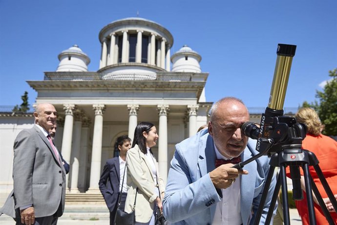Archivo - El secretario de Estado de Ciencia, Innovación y Universidades, Juan Cruz Cigudosa, preside la primera reunión de la Comisión Interministerial para la preparación, organización y coordinación de actuaciones relacionadas con el llamado Trío de Ec