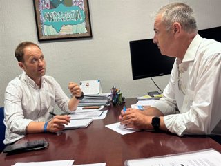 Visita institucional de Erik Domínguez a Guarromán