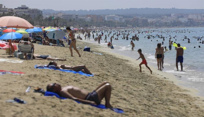 Archivo - Playa de Palma, Mallorca (2023).