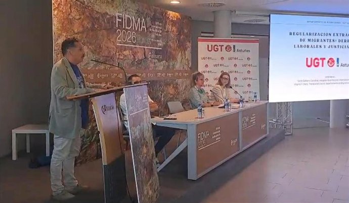 El responsable confederal del Área de Migraciones de UGT, Cesc Poch Ros, interviene en un acto de UGT en la 69 Feria Internacional de Muestras de Asturias (Fidma), que se celebra en el recinto ferial gijonés 'Luis Adaro'.