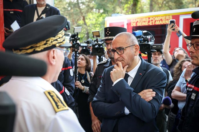 July 13, 2026, Fontainebleau, France, FRANCE: Fontainebleau, France le 13 juillet 2026 - Laurent Nunez, ministre de l Interieur, en visite en Seine-et Marne de faire un point sur la situation operationnelle sur l incendie debute ce dimanche en foret de Fo