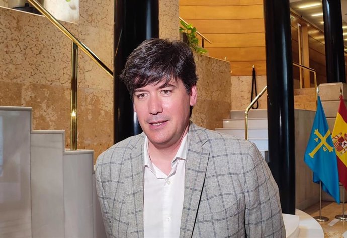 El consejero de Ciencia, Industria y Empleo del Gobierno asturiano, Borja Sánchez.