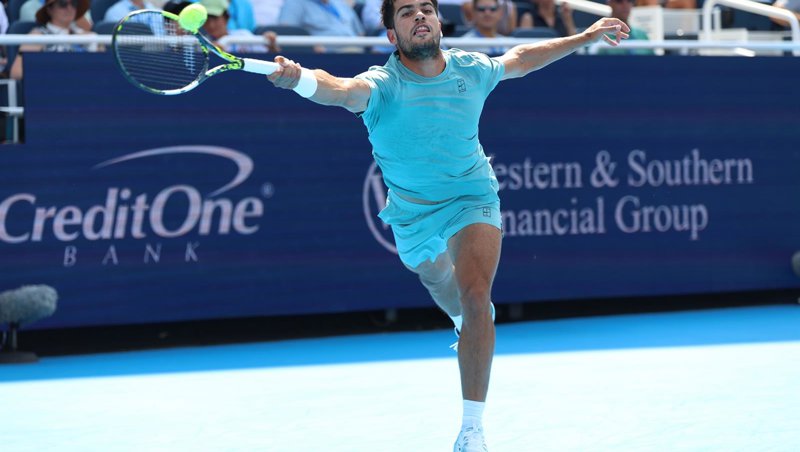 Tenis