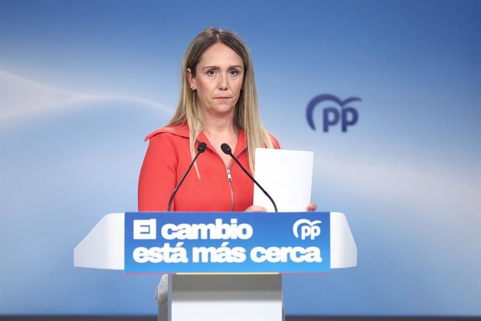 La vicesecretaria de Coordinación Sectorial del Partido Popular, Alma Ezcurra, durante la celebración de la rueda de prensa posterior a la reunión semanal del Comité de Dirección del Partido Popular, a 20 de julio de 2026, en Madrid (España). Esta compare