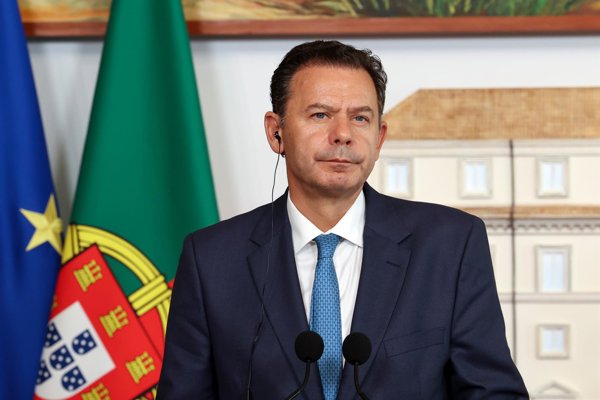 Portugal acusa veladamente a España de incitar un "efecto llamada" por la "falta de regulación" migratoria