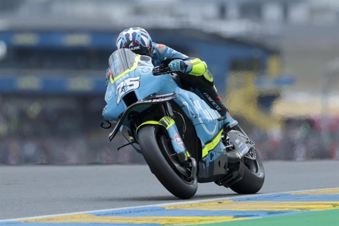 Archivo - El piloto español de MotoGP Raúl Fernández (Aprilia), del equipo Trackhouse, en el GP de Francia 2025.