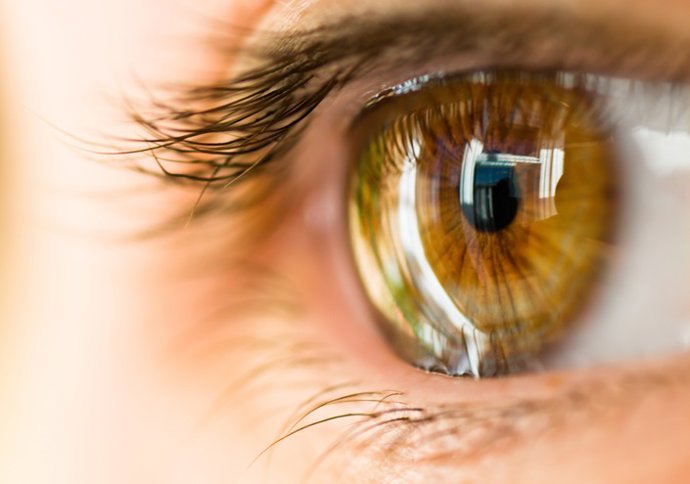 Archivo - Experta aconseja mantener una buena hidratación ocular para reducir el riesgo de complicaciones
