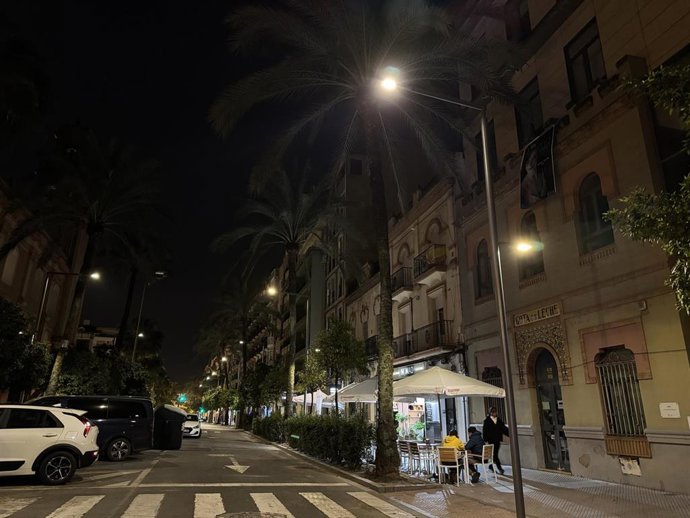 Nueva Iluminación en el Paseo Independencia.