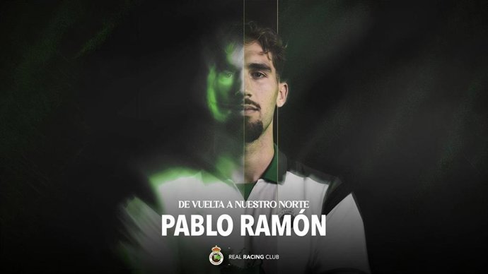 El futbolista español Pablo Ramón en el anuncio de su fichaje por el Real Racing Club de Santander para las próximas tres temporadas.