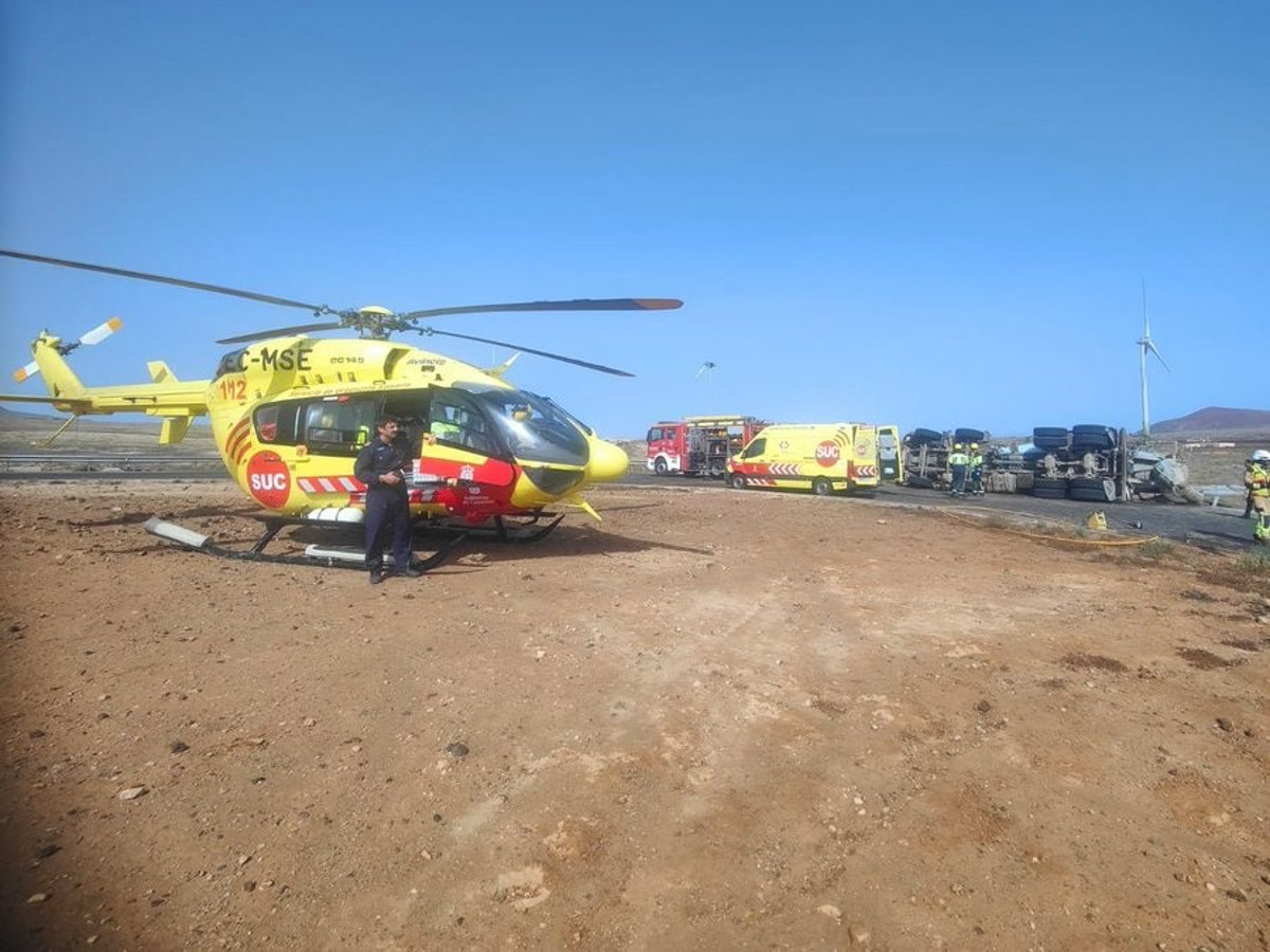 A Serious Man Injured After His Concrete Mixer Truck Overturns and He Experiences Cardiac Arrest in Lajares (Fuerteventura) A Serious Man Injured After His Concrete Mixer Truck Overturns and He Experiences Cardiac Arrest in Lajares (Fuerteventura)