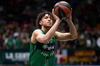 Yannick Kraag seguirá en el Joventut cedido por el Dubai Basketball