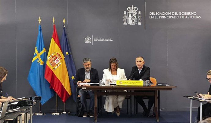 Responsables del Principado y Delegación del Gobierno en la reunión del dispositivo coordinado con motivo del eclipse
