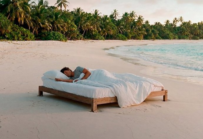 Archivo - Iberia lanza 'Avios Hoteles' para reservar alojamientos en todo el mundo con puntos y efectivo