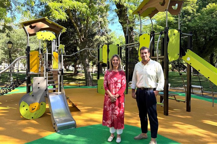 Renovación de dos de las áreas infantiles del Parque de la Concordia.