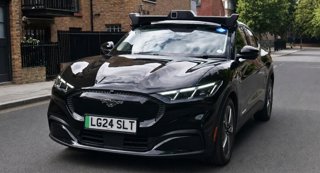 Uber y Wayve logran licencia para los viajes de conducción autónoma de robotaxis en Londres