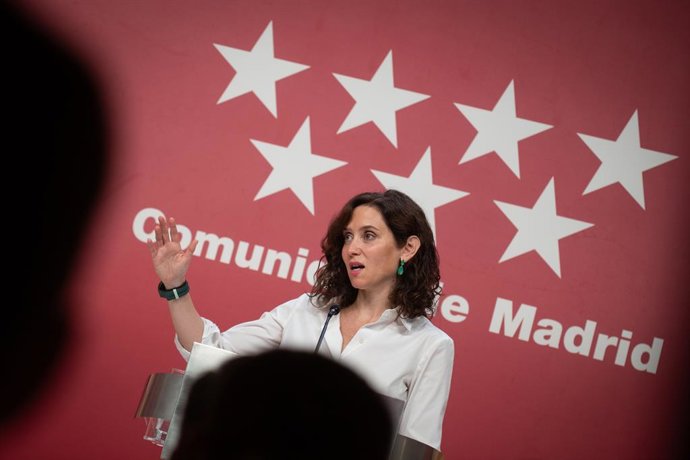 La presidenta de la Comunidad de Madrid, Isabel Díaz Ayuso, durante una reunión extraordinaria del Consejo de Gobierno de la Comunidad de Madrid, en la Real Casa de Correos, a 29 de julio de 2026, en Madrid (España). La reunión, convocada de forma extraor