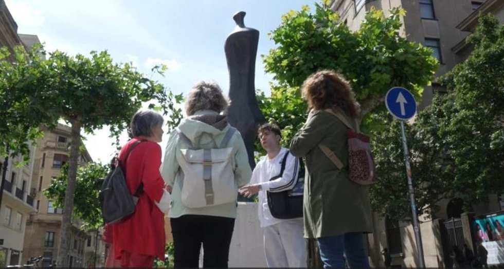 Visita guiada en Pamplona en torno a la pelota vasca.