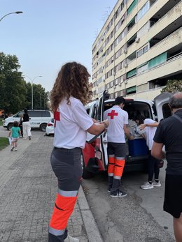 Atención de Cruz Roja a las personas sin hogar ante las sucesivas olas de calor en Córdoba.