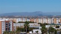 Emergencias alerta de la posible llegada del humo del incendio de Lucena al entorno de otros municipios de Huelva