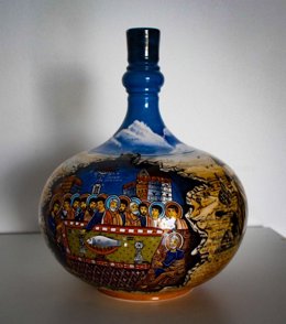 La obra 'The Secrets of Cappadocia', de Tolga Gülnar, de Kocasinan (Turquía), ha logrado el Primer Premio de Enbarro 2026 en la categoría de Cerámica Tradicional.