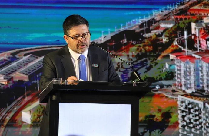 Viña del Mar 05 de Agosto de 2026  Con la participación del Presidente de la República, José Antonio Kast Ritz, se inaugura el 30° Encuentro Empresarial de la Cámara Regional del Comercio de Valparaíso (CRCP), "30ee: Decodificando el Futuro". La