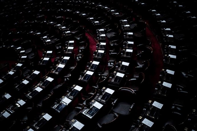 Archivo - Arquivo - 8 de abril de 2026, Caba, Buenos Aires, Argentina: A Câmara dos Deputados da Argentina debate uma reforma à Lei das Geleiras, já aprovada pelo Senado, que redefiniria as zonas protegidas para permitir a atividade econômica em algumas á