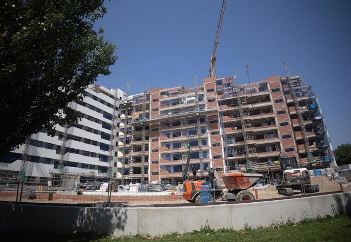 Viviendas en construcción, a 28 de julio de 2026, en Madrid (España). 