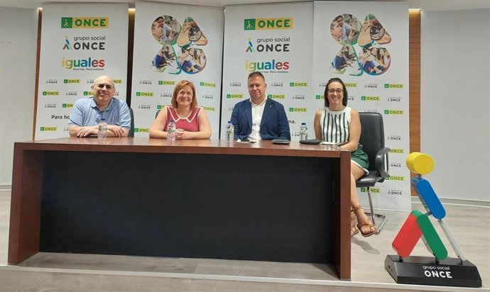 Presentación del Informe de Valor Compartido del Grupo Social ONCE que tuvo lugar en la mañana de hoy en la sede de la Delegación de la ONCE en Asturias.