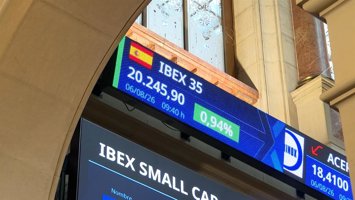 El Ibex 35 sube con fuerza en la apertura y logra superar los históricos 20.200