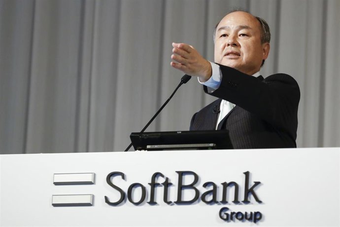 Archivo - El presidente y consejero delegado de SoftBank, Masayoshi Son.