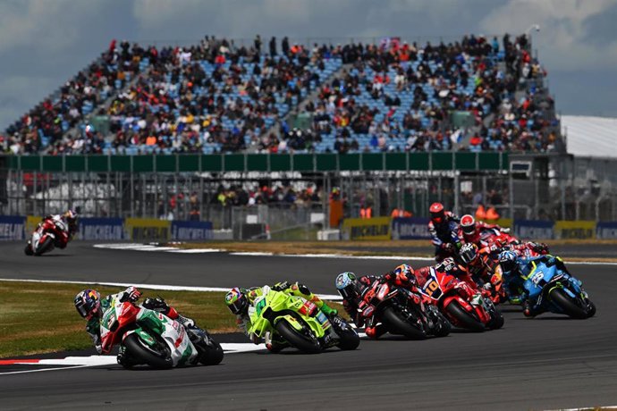 Archivo - El circuito de Silverstone albergando el GP de Gran Bretaña de MotoGP en 2025.