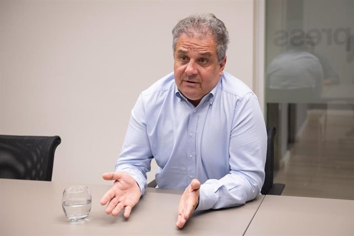 Archivo - El alcalde de Parla (Madrid), Ramón Jurado, durante una entrevista para Europa Press, a 29 de julio de 2025, en Madrid (España).