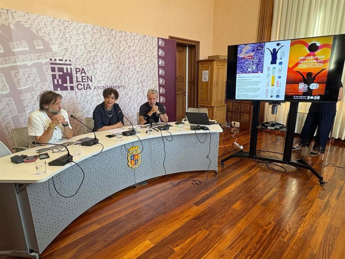 Presentación del dispositivo y el programa en torno al Eclipse del 12 de agosto.