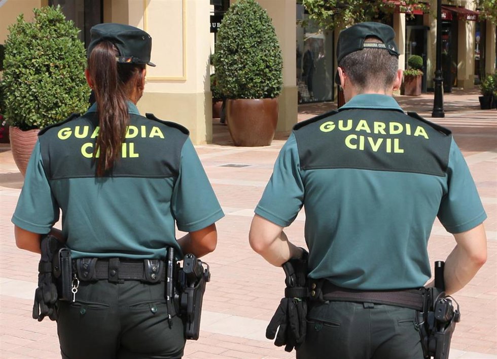 Agentes de la Guardia Civil
