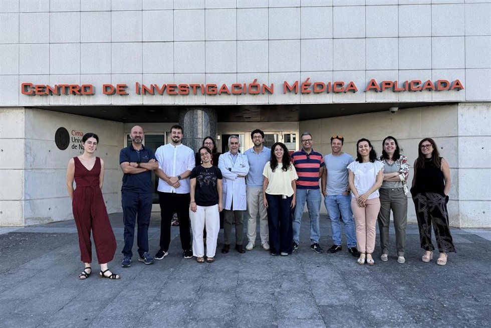 Representantes del consorcio que ha participado en el proyecto SYNTHBIOMICS.