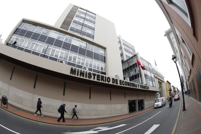 Archivo - Perú.- MEF asigna recursos para pensiones en gobiernos regionales de Piura, Tumbes, Lima y Callao