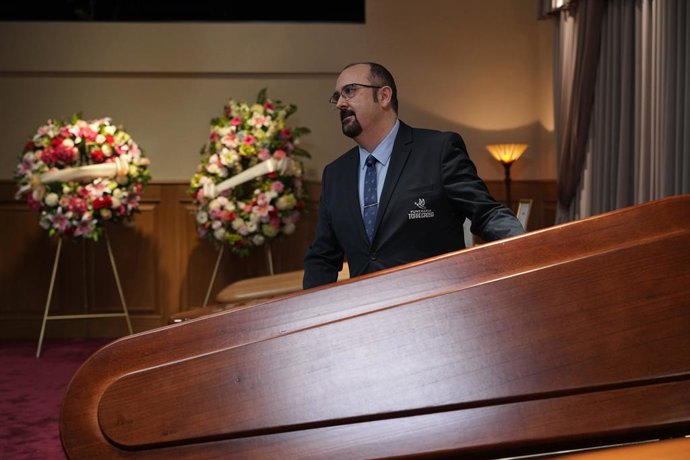 Archivo - ¿A Qué Hora Se Estrena La Temporada 4 De Muertos S.L. En Netflix?