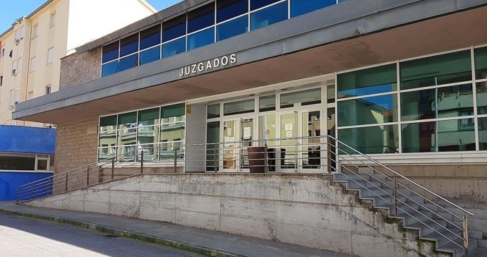 Archivo - Entrada juzgados Santander. Complejo Salesas. Juzgado de Guardia. Justicia Gratuita.
