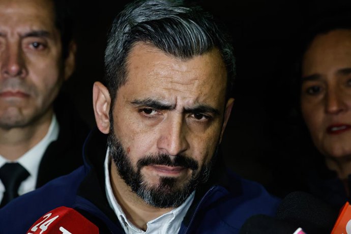 Santiago, 30 de julio de 2026.  Un estudiante de origen venezolano fue asesinado por un companero del Liceo Santiago de Compostela de San Bernardo durante una pelea en cercanias del colegio en calle Pinto con Freire  Diego Martin/Aton Chile