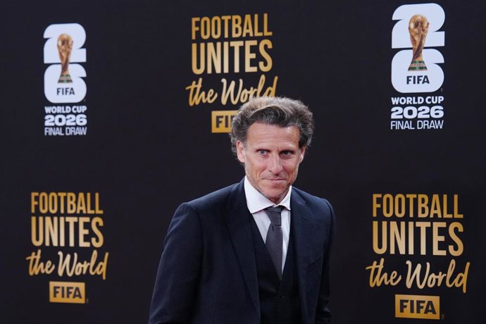 Archivo - Diego Forlán, durante un evento de la Copa Mundial de la FIFA 2026.