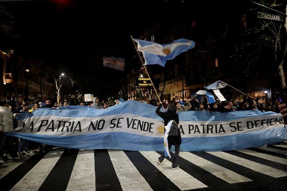 Manifestación en contra del proyecto de Ley de Propiedad Privada en Buenos Aires