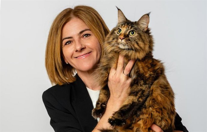 Sonia Cózar, experta en peluquería felinaSonia Cózar, experta en peluquería felina