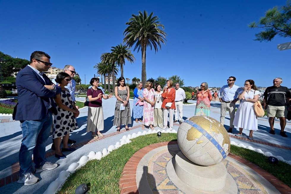 Inauguración de los Jardines de Piquío.