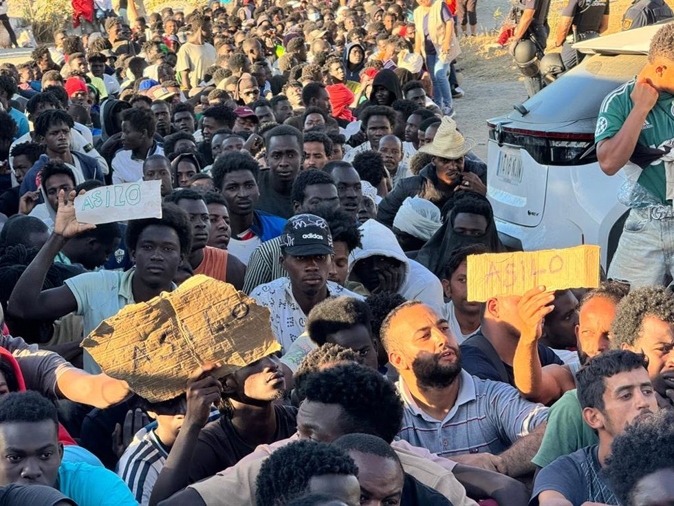 Migrantes llegados a Ceuta. ARCHIVO.