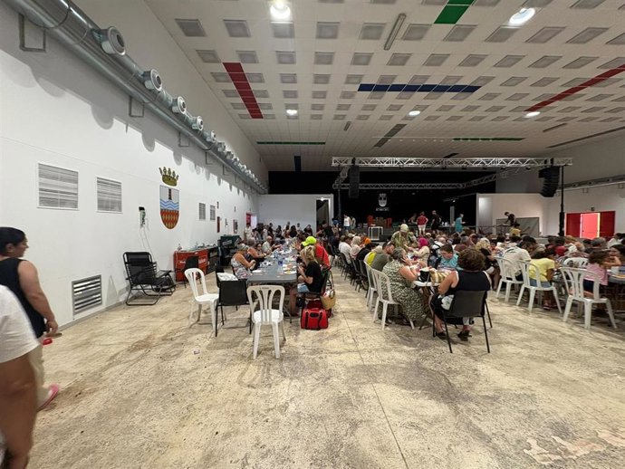 Evacuados de Alfondeguilla en Moncofa