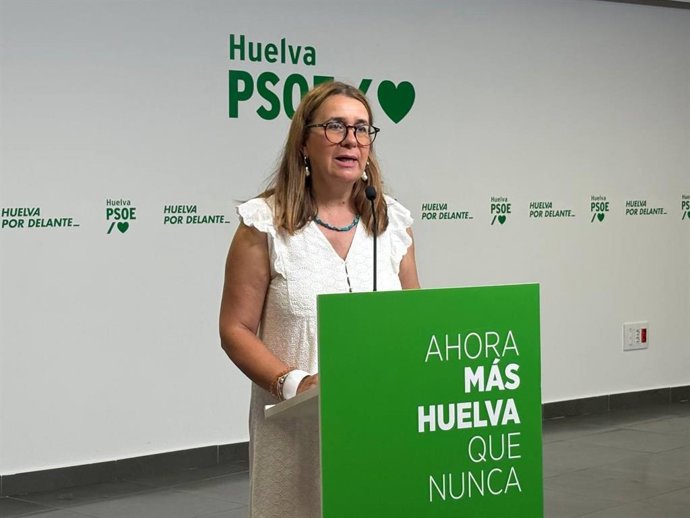La diputada provincial del PSOE de Huelva Rosa Tirador.