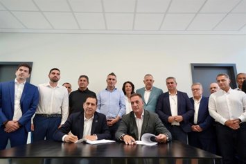 Indra dotará al nuevo aeropuerto internacional de Creta de los sistemas más avanzados para la gestión del tráfico aéreo por 85 millones de euros